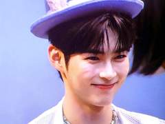 [적고싶은거 모음]1. 이웃나라 왕자님과 시계토끼 줄거리