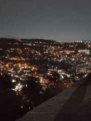 어둡지만 편안한 이곳