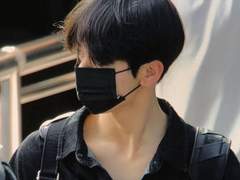 믿는 도끼에 발등 찍히기