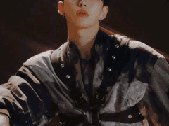 [호우] 울던가 아니면 살려달라고 빌던가.