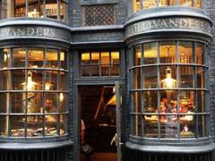 𝑶𝒍𝒍𝒊𝒗𝒂𝒏𝒅𝒆𝒓𝒔