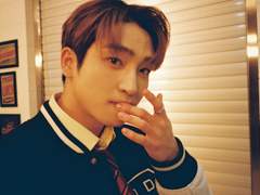 交往到了很有反差感的年上男