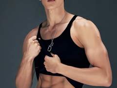 생일카페의 주인공이 등장했다 11