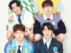 팬 맞으세요? 작가인데요. 00