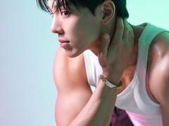 생일카페의 주인공이 등장했다 12