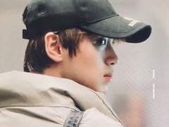 가수가 된 전남친을 공항에서 마주한다면? 1