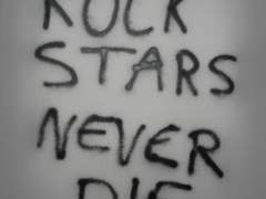 ROCKSTARS NEVER DIE!