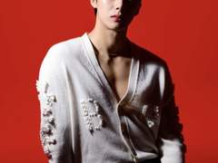 생일카페의 주인공이 등장했다 13