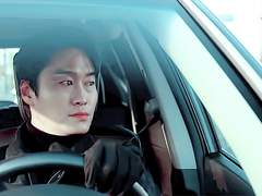 우리는 서로에게 불시착하기로