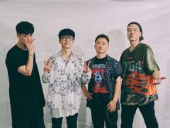 이제 3집 갖고 오시려나