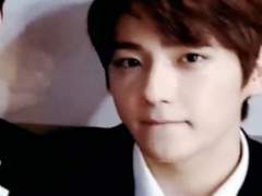 용기있는 자가 미남을 얻는다。