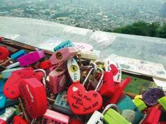 남산에선 자물쇠를 걸어요上