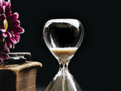 Zazvonil zvonec a pohádky je konec.