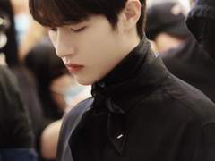 우리가 사는 세계는 너무 달랐나 봐