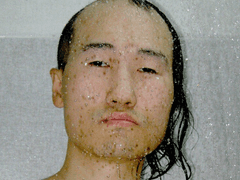 그림에 손 놓고 있는중