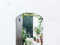 너 스스로 너를 규정하는 걸,