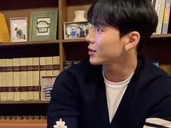 버블로 먹는 짧은 유사