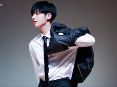 실수투성이고 외로운 나를 봐