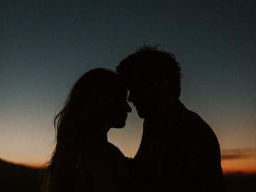 𝑻𝒉𝒆 𝑨𝒔𝒕𝒓𝒐𝒏𝒐𝒎𝒚 𝑻𝒐𝒘𝒆𝒓