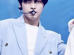 가수가 된 전남친을 공항에서 마주한다면 3