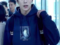 립밤 바꿔, 그거 맛없더라