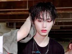 보이넥스트도어 태산 사주