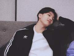 그래서 애기라는 거야, 오빠라는 거야? 上