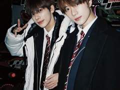 유난히도 멀었던 필연에게