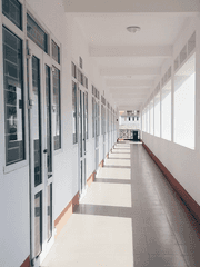 암살자지만, 고등학교에 다니게 되었습니다.