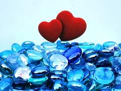 제시된 스킨십을 하지 않으면 나가지 못하는 방.