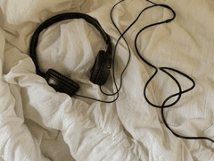 고요속의 외침 | 01