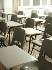 어느 날 모르는 채팅방에 초대되었다.