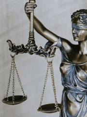 존경하는 재판장님