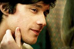 루샹 개씹탑된 루피가 이렇게 얼굴만져도 1도 경계심없이 웃는 아저씨