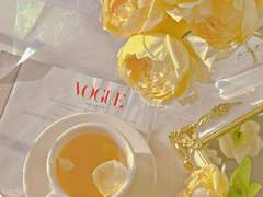 네 얼굴에 담배 연기를 뱉는다.