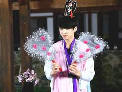 연차 차서 그렇다고 해도 그냥 이미지 소비가 싫다고.