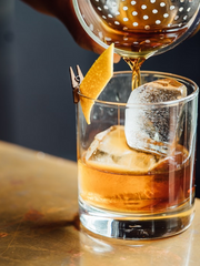 운명을 사랑하는 것은 낭만적이다