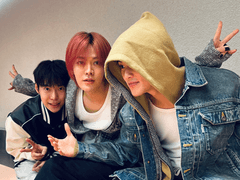 말 없이 그 사람의 얼굴을 빤히 쳐답보면 그 사람은