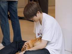 온 세상이 너를 닮은 꽃빛으로 반짝일 때 (2)