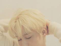 달님은 어저께 오셨단다 D