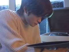 사랑받지 못하는 홍일점. +++