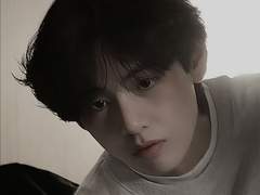 첫사랑은 잊혀지지 않는다.