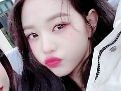 여돌 보정 커플 프로필