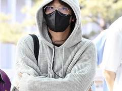 옆집 아저씨가 백수인거 같은데 좋아해도 될까요?