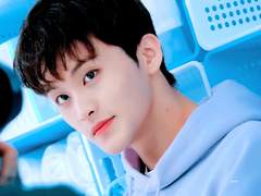 [마크] 연상한테 플러팅 하는 연하 이민형 보고 싶다++