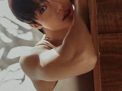 더 과감하게 벗어봐_1_invade