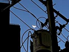 인간이든지 기계이든지 둘 중 하나