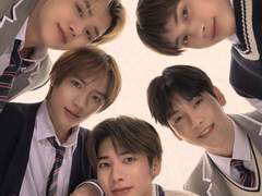 우리의 첫만남은?