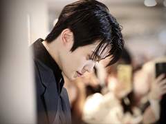 결혼했는데 첫날밤은 아직 ++