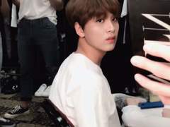 어쩌다 이런 애에게 꼬인 건지 Talk